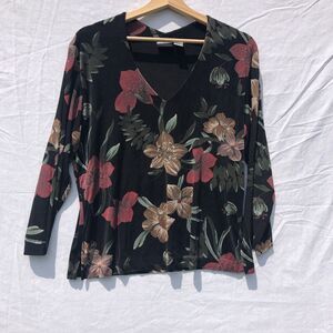 Black w Red Brown Flowers Top Additions Chico's Size 2 Large Acetate
